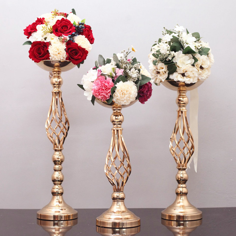 Metal Twisted Candlestick Home - Candle Supplies Europe recension och pris
